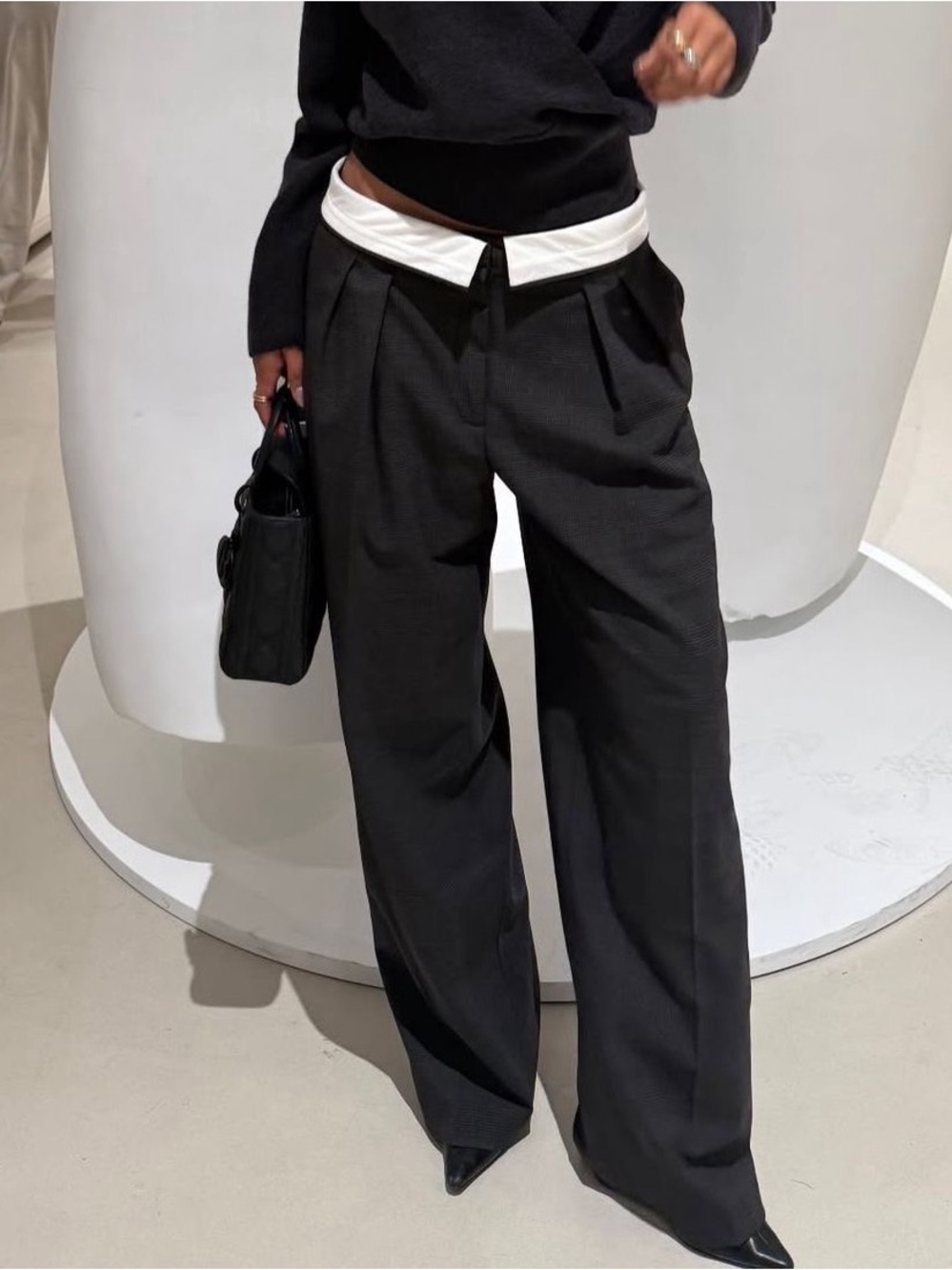 Aritzia Black Wide-Leg High-Waist Pants with White Waistband Detail